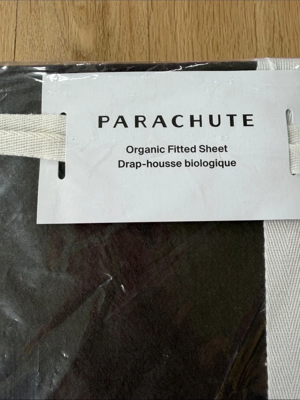 Parachute Organic Fitted Sheet - Charcoal Black